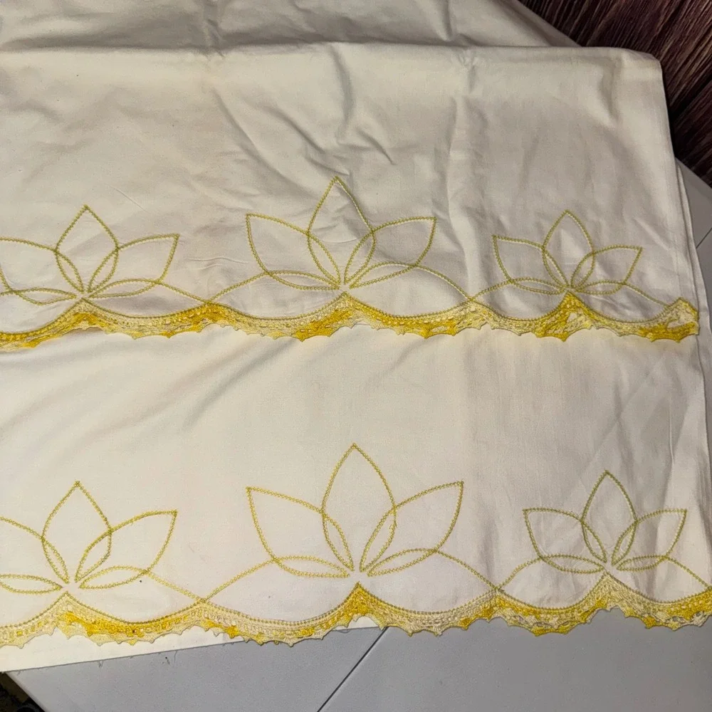 Pillowcase Set King Size White Yellow Embroidered Lotus Scalloped Crochet Lace